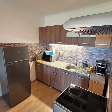 Appartement Kiado Koezvetlen Vizparti 1 Szoba, Nappali Minim 2 Ejszakara