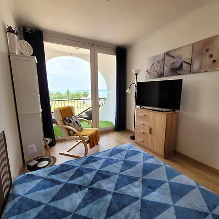 Kiado Koezvetlen Vizparti 1 Szoba, Nappali Minim 2 Ejszakara *