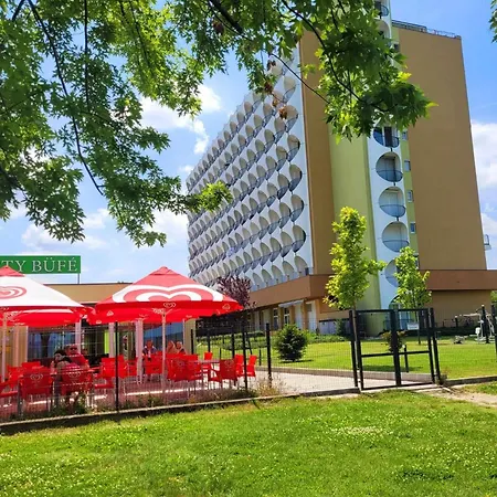 Appartement Kiado Koezvetlen Vizparti 1 Szoba, Nappali Minim 2 Ejszakara *